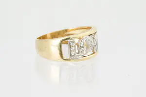 42 - Gouden bicolor 18Krt "LOVE" ring met ca 0.06 crt briljant geslepen diamant. kopen? Bied vanaf 140!