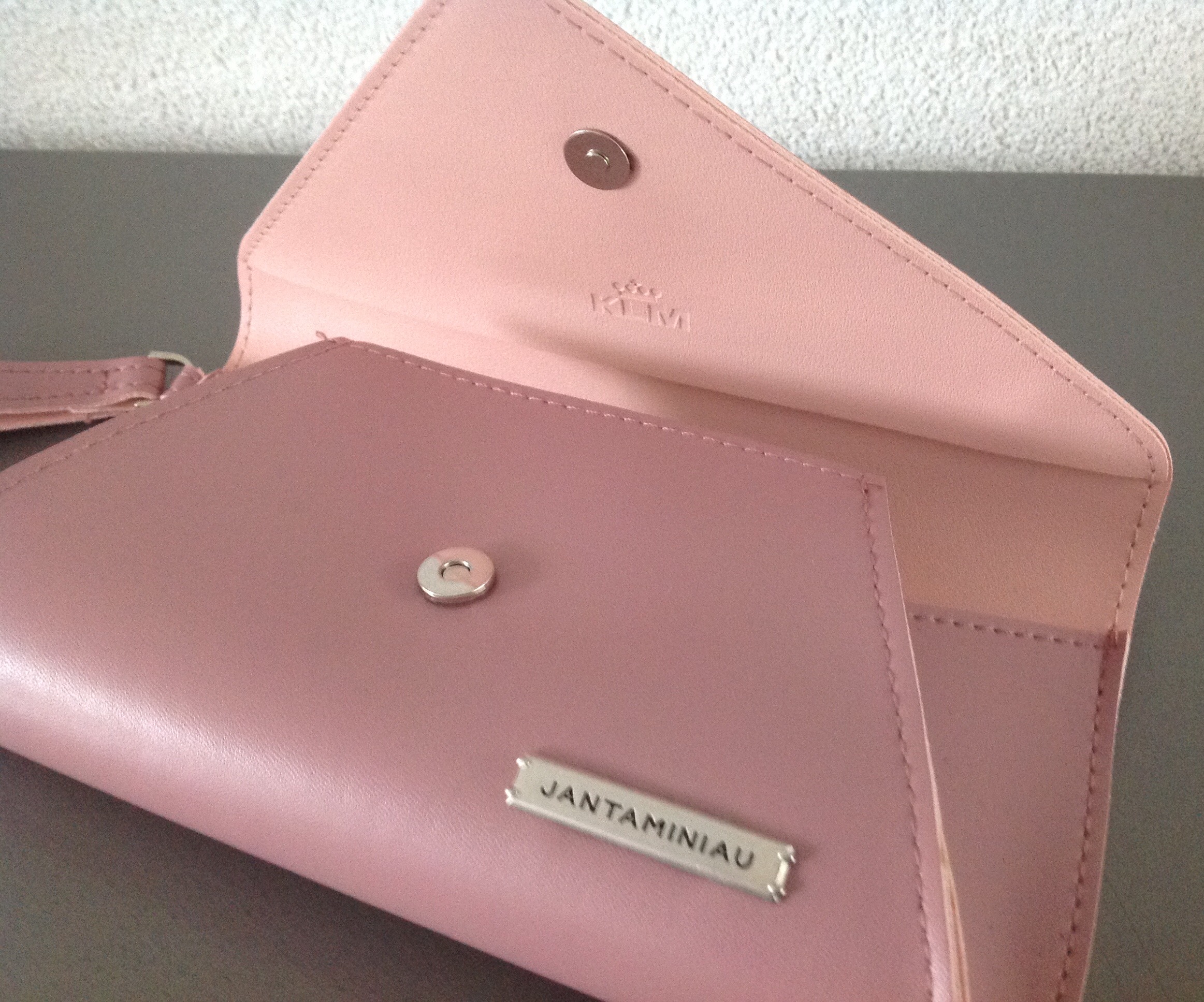 Jan Taminiau - KLM-enveloptasje kopen? Bied vanaf 18!