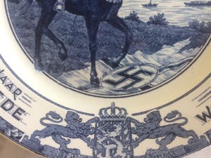 Societe Ceramique - Wandbord “ Herrijzend Nederland “ kopen? Bied vanaf 35!