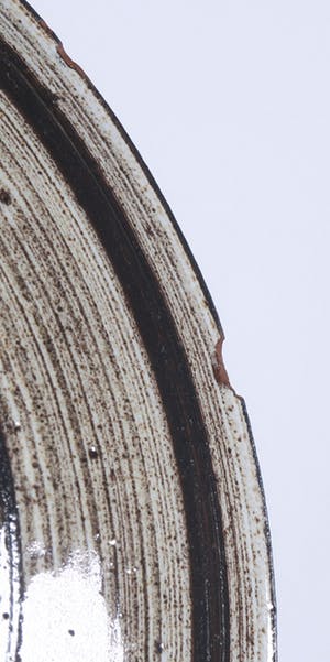 Dirk Hubers - Aardewerk, Dekselpot en schaal op voet kopen? Bied vanaf 80!