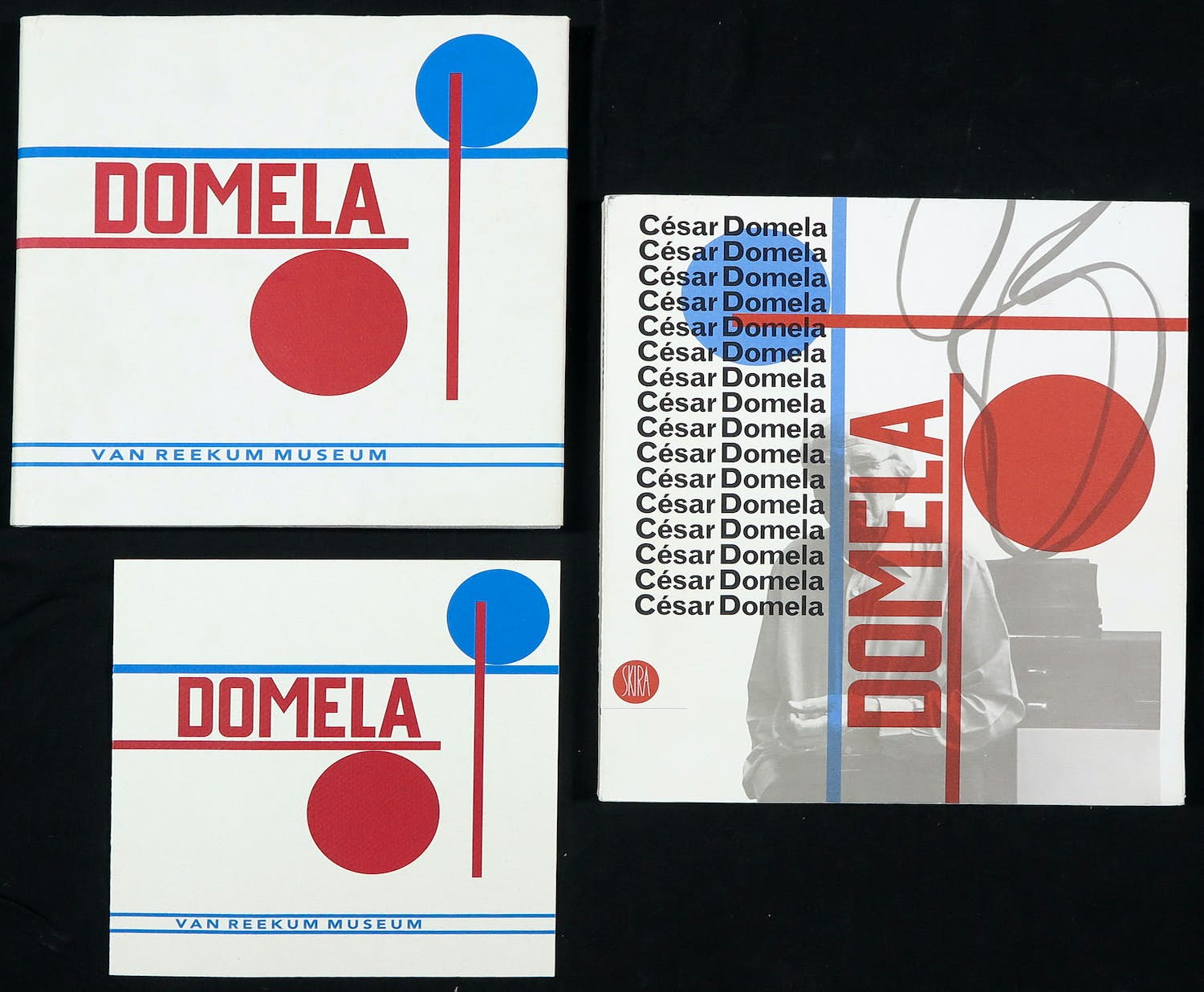 Cesar Domela - Lot van twee publicaties met losse zeefdruk verkocht voor € 1!