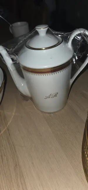 Royal Limoges - Porselein Servies Lomiges 70 stuks kopen? Bied vanaf 250!