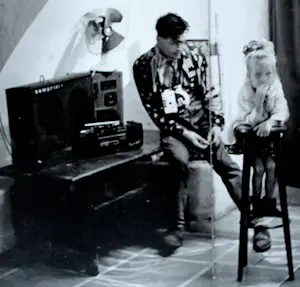 Herman Brood - Gerard Wessel fotografeert Herman Brood (handgesigneerd door Brood!) kopen? Bied vanaf 125!