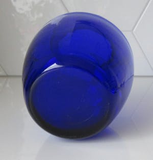 Siem van der Marel - Diepblauw tulpenvaasje - Royal Leerdam kopen? Bied vanaf 25!