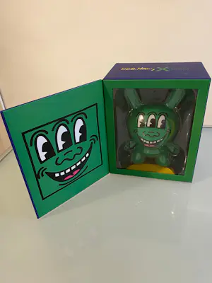 Keith Haring - Kidrobot Three Eyed Monster 8" Dunny Green kopen? Bied vanaf 250!
