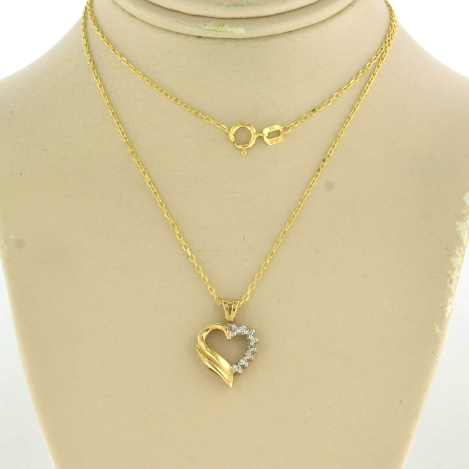 14k gouden collier met hanger met diamant 0.10 ct - 45 cm kopen? Bied vanaf 175!
