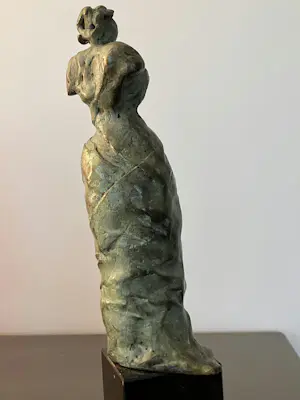 Brons (Onbekend) - Statige dame kopen? Bied vanaf 150!
