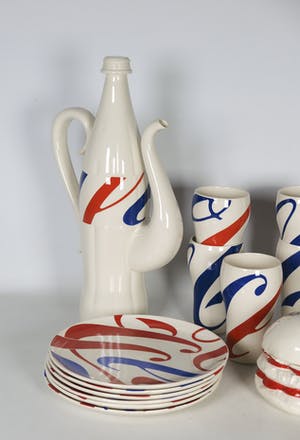 Klara Obereder - voor Villeroy & Boch, 15-delig koffieservies, Spirit of the USA: Coca Cola kopen? Bied vanaf 1!