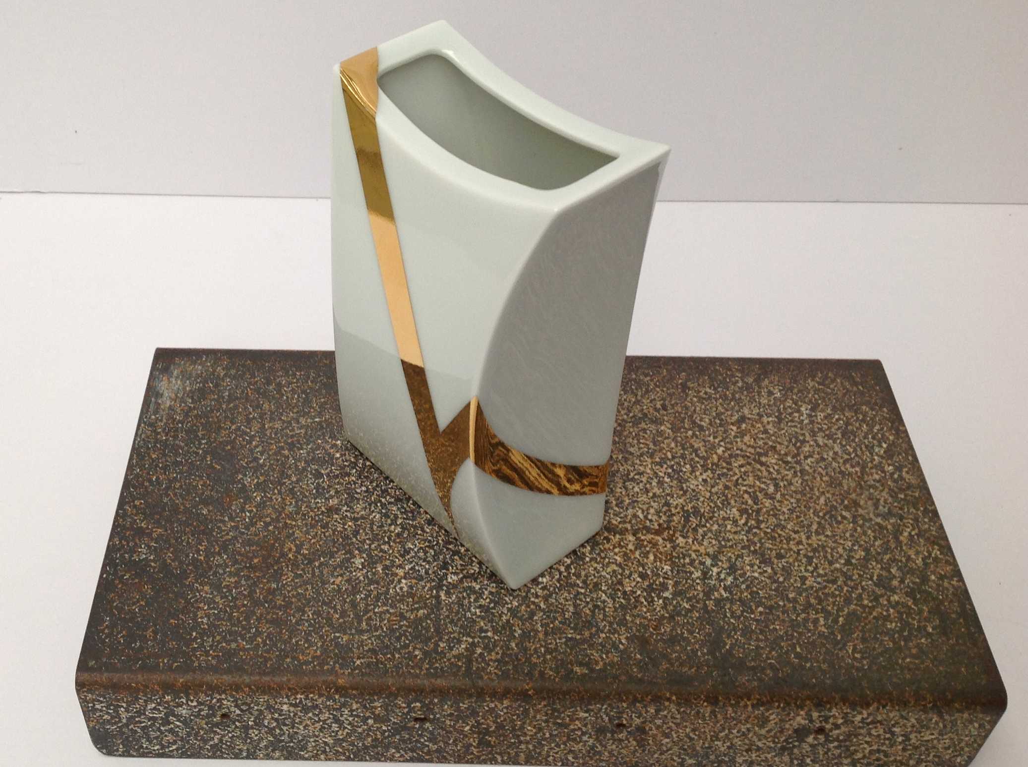 Jan van der Vaart - Prachtig vaasje, porselein Rosenthal, genummerd 3796/18 kopen? Bied vanaf 65!