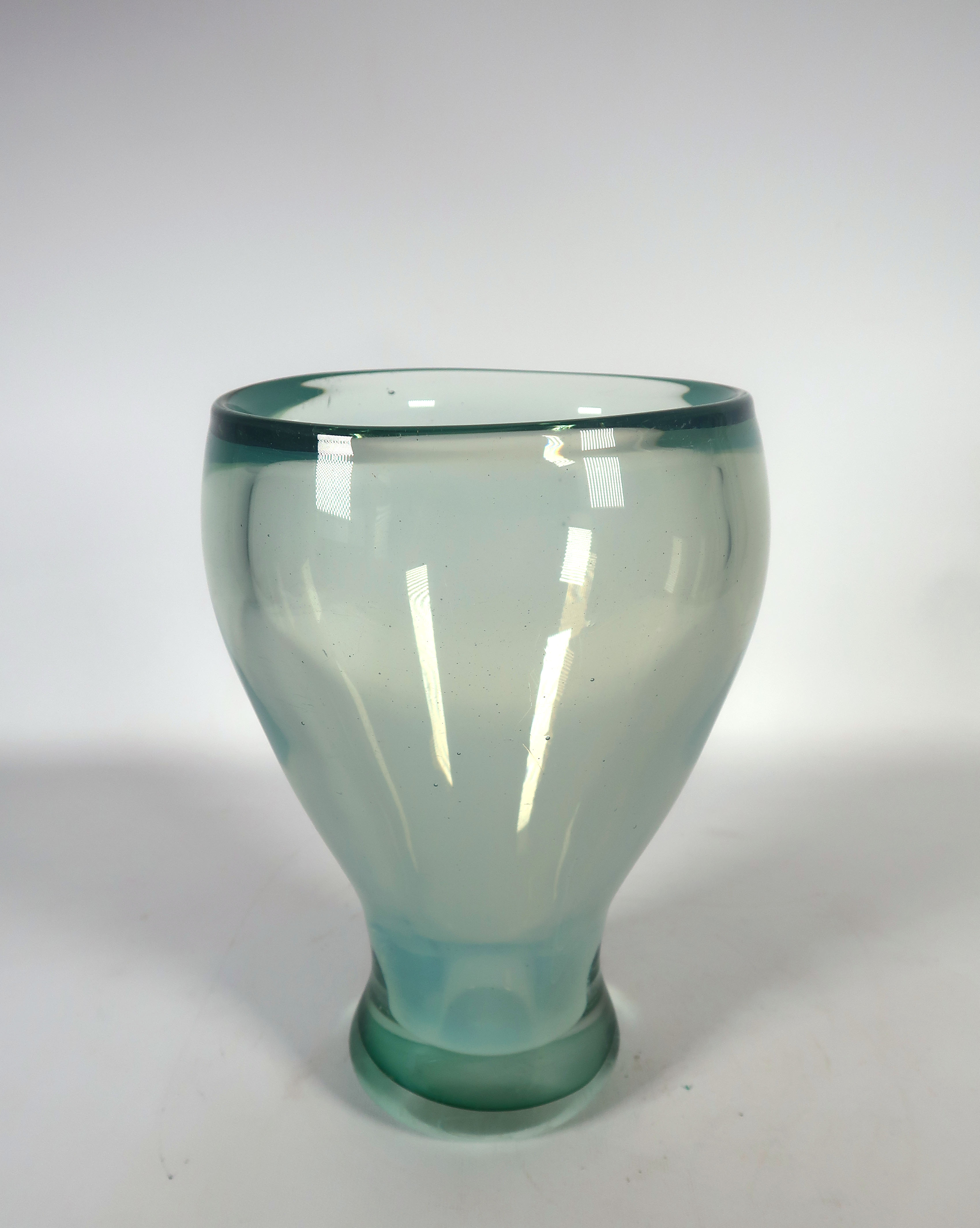 Niet of onleesbaar gesigneerd - Glas, Vaas kopen? Bied vanaf 1!