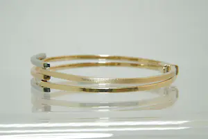 33 - Charmante 14 karaats gouden Tri-color dames armband - 3 laags - gekeurd kopen? Bied vanaf 260!