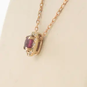 14k rosé gouden collier met hanger met robijn en diamant 0.05 ct - 45 cm kopen? Bied vanaf 185!