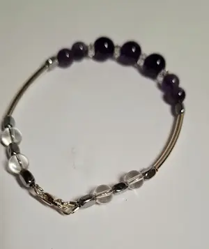 Nieuwe zilveren armband met Amethist edelsteen en bergkristal kopen? Bied vanaf 70!