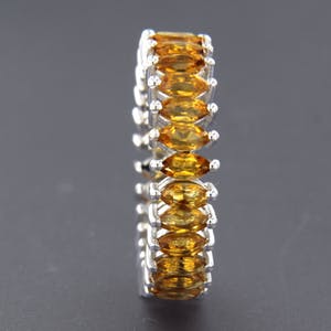 18K Goud - witgouden ring bezet met markies vorm geslepen citrien, ringmaat 17.25 (54) kopen? Bied vanaf 550!