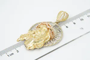 Markante 14Krt tri-color gouden Jezus met doornenkroon en Halo - hanger kopen? Bied vanaf 180!
