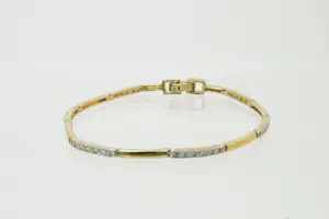 7- Fijne 1e gehalte  zilveren armband schakel-model met zirkoontjes - 19 cm lang kopen? Bied vanaf 20!