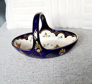 Kunstaardewerkfabriek Regina - Plateel Schaaltje gemerkt door Regina - René WB Gouda Holland, 1938 kopen? Bied vanaf 30!