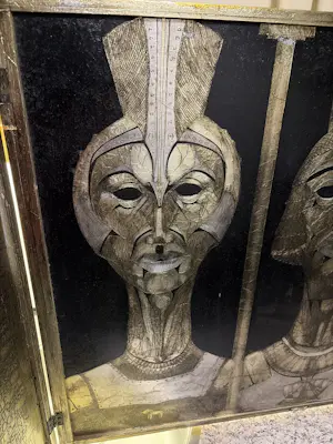 Leen Spaans - Drieluik met Afrikaanse figuren kopen? Bied vanaf 250!