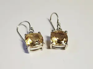 Nieuwe zilveren oorbellen met facetgeslepen Citrien kopen? Bied vanaf 60!