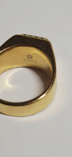 Nieuwe  ring voor heren, met vierkante blauwe Edelsteen . kopen? Bied vanaf 45!