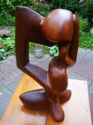 Niet of onleesbaar gesigneerd - 'Bezinning' -sculptuur, tropisch hardhout- kopen? Bied vanaf 10!