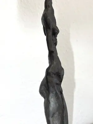 Buy Bernd Rosenheim - "Stehende" Bronze 70 Jahre unsigniert Unikat? Bid from 440!