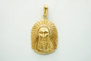 Acheter91 - 18 karaats geelgouden Indiaan hanger? Enchérissez de 960!