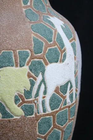 Niet of onleesbaar gesigneerd - Prachtige Grote Zeldzame Kunsternaars Zand-Vaas. kopen? Bied vanaf 1!