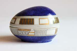 Royal Limoges - egg shaped trinket box "Anfitrite" verkocht voor € 1!