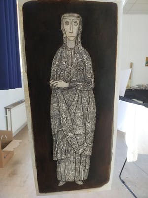 Niet of onleesbaar gesigneerd - Onbekend, staand rijk versierde figuur kopen? Bied vanaf 1!