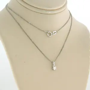 14k wit gouden collier en solitair hanger met briljant geslepen diamant 0.10ct kopen? Bied vanaf 220!