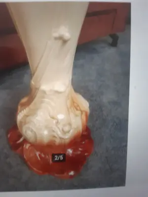 Niet of onleesbaar gesigneerd - Piedestal kopen? Bied vanaf 1!