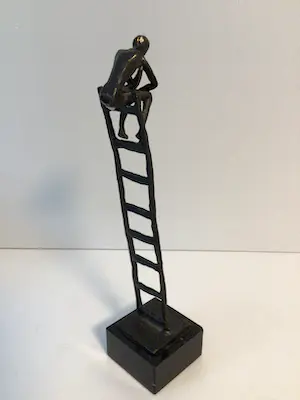 Corry Ammerlaan - Sculptuur “ De denkende mens “ originele versie kopen? Bied vanaf 35!