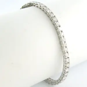 18k witgouden tennisarmband met briljant geslepen diamant tot. 1.76 ct kopen? Bied vanaf 2200!