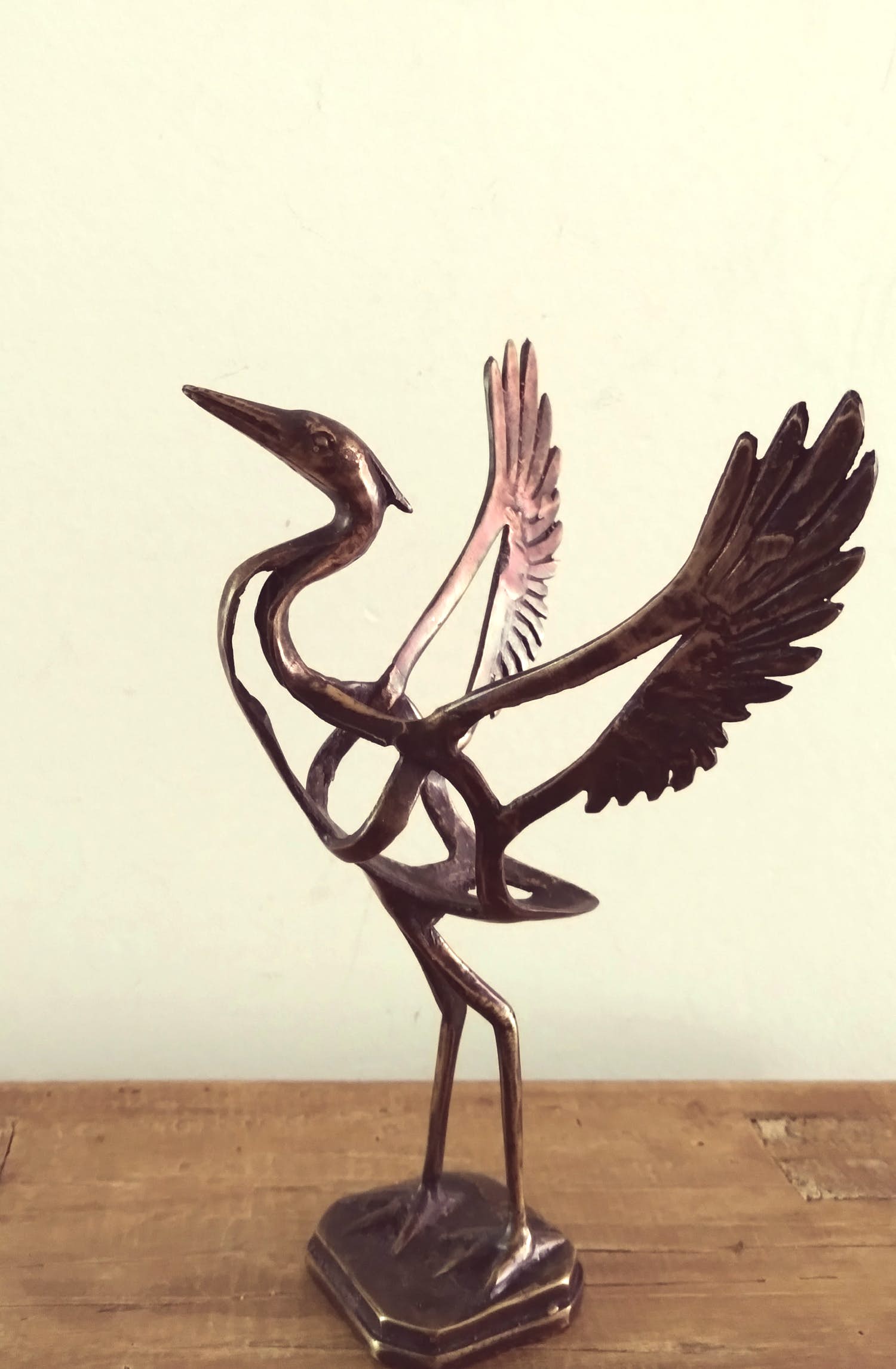 Brons (Onbekend) - opstijgende reiger, brons, abstract verkocht voor € 69!