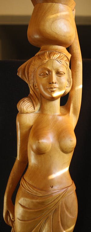Niet of onleesbaar gesigneerd - Balinese vrouw staand kopen? Bied vanaf 1!