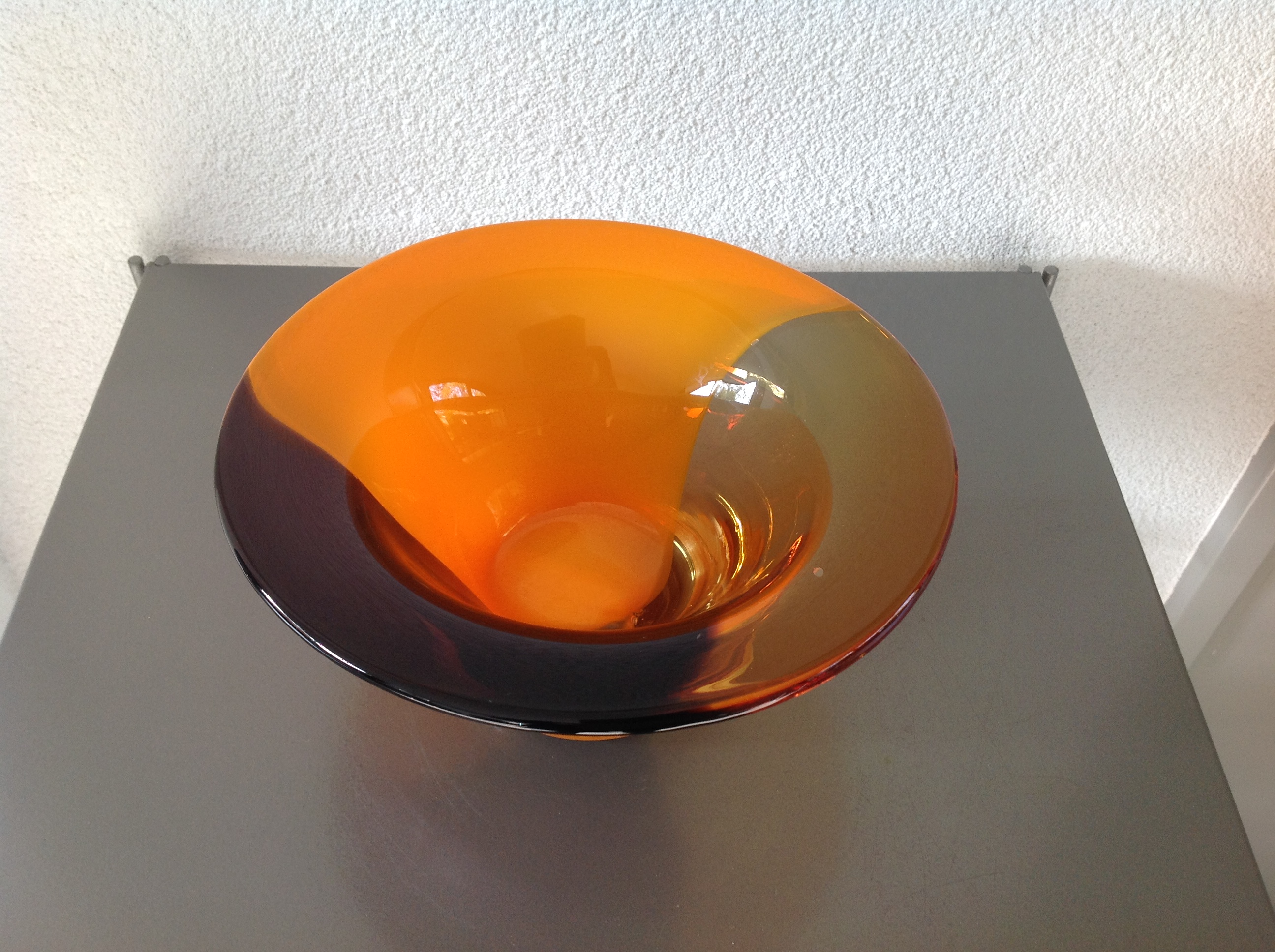 Bernard Heesen - Driekleurige schaal kopen? Bied vanaf 35!