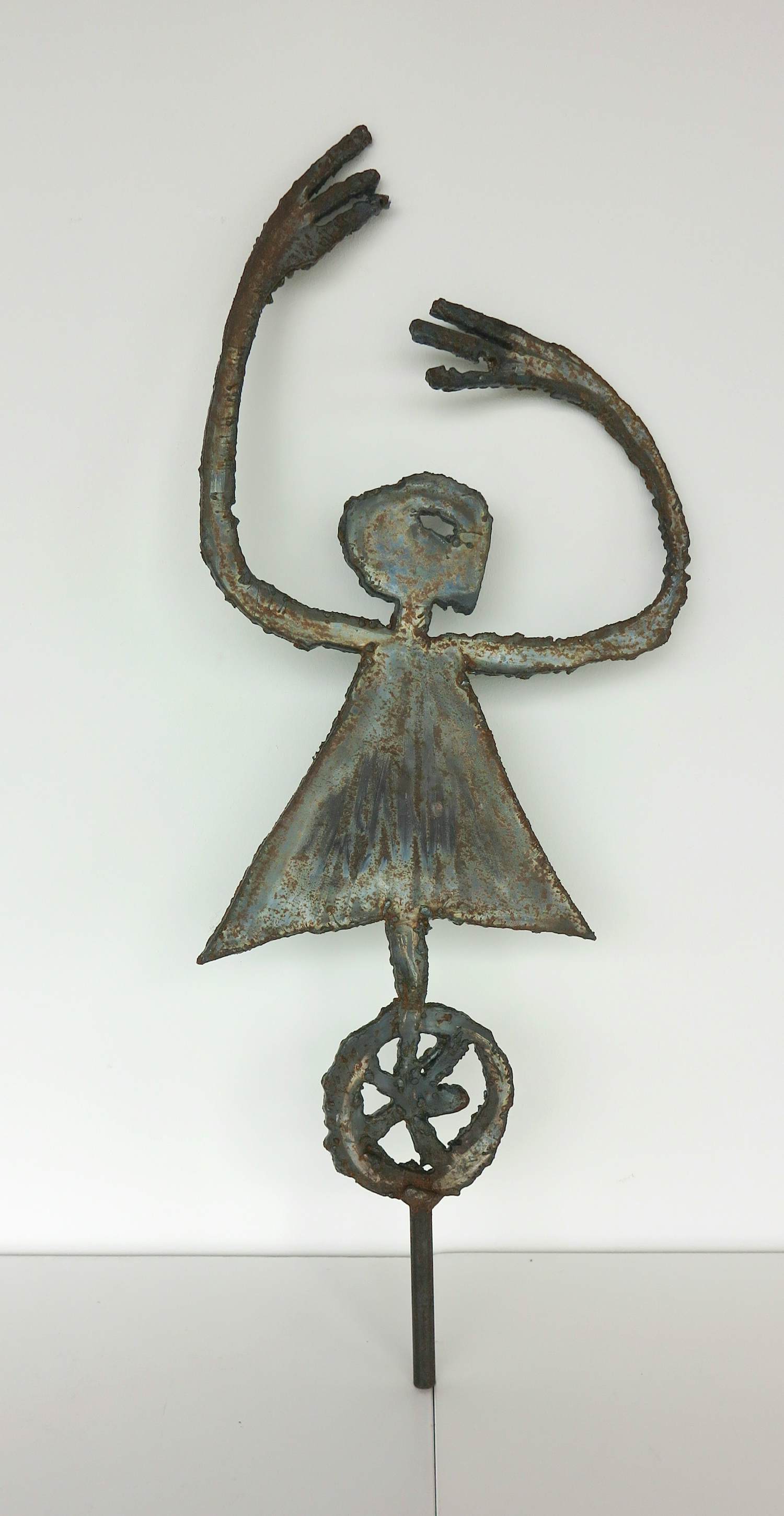 Albrecht Genin - Sculptuur van metaal, Tänzerin mit Rad kopen? Bied vanaf 500!