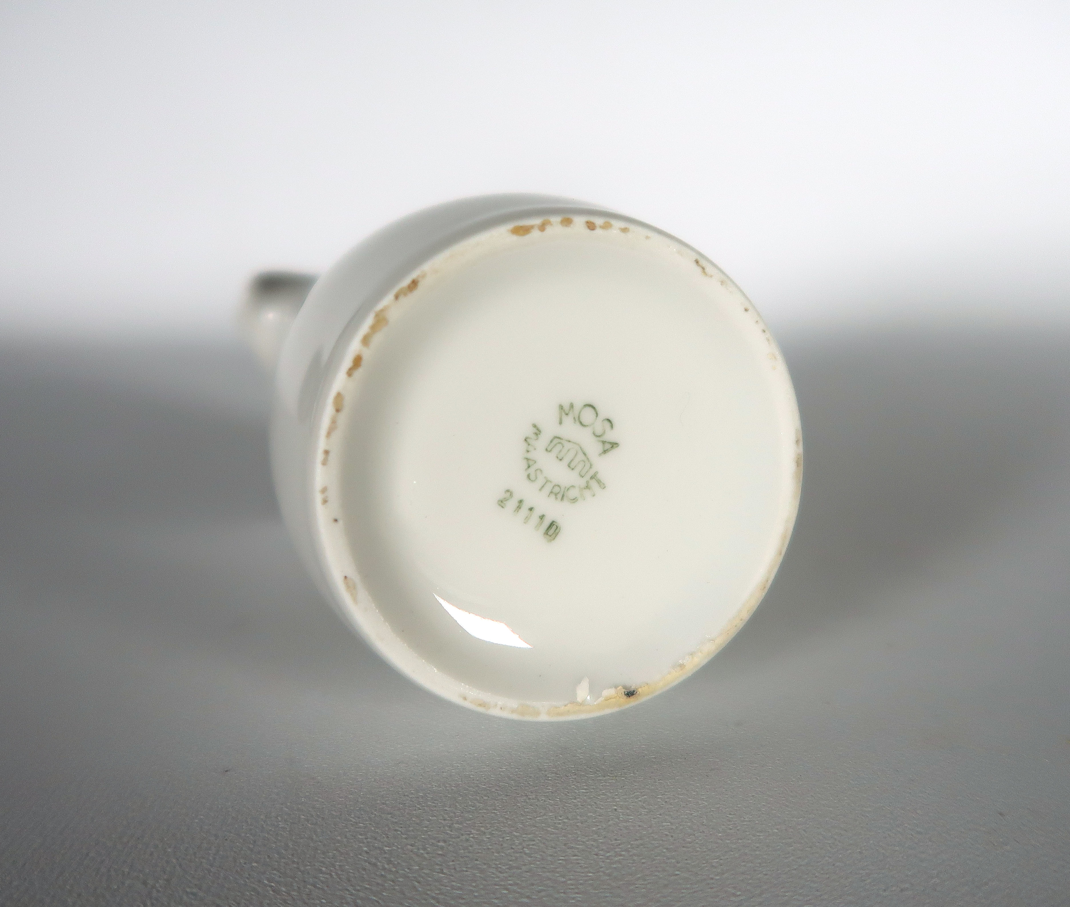 N.V. Porselein- en Tegelfabriek Mosa - Porselein, Koffiepot met roomstel ''Noblesse'' kopen? Bied vanaf 15!