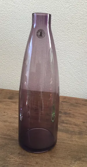 Niet of onleesbaar gesigneerd - 3 glazen vazen, kristal en handmade quality kopen? Bied vanaf 1!