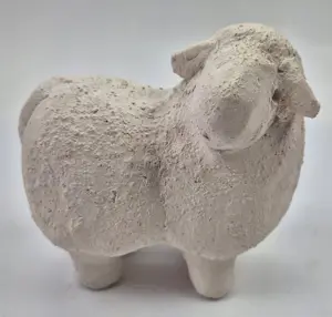 Ueli Schmutz - Olijke trio van 2 schaapjes en een steenbokje kopen? Bied vanaf 15!