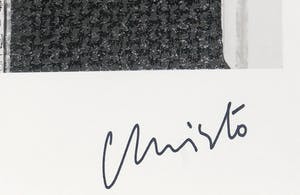 Christo - Handgesigneerd exemplaar Wrapped Reichstag Project for Berlin - Ingelijst kopen? Bied vanaf 1!