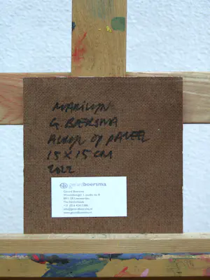 Gerard Boersma - Marilyn (Vrouw kijkend naar portret van Marilyn Monroe door Andy Warhol) kopen? Bied vanaf 75!