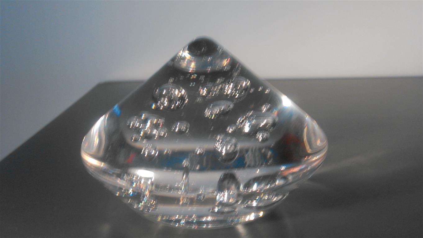 Floris Meydam - Presse- papier met ingesloten luchtbellen kopen? Bied vanaf 19!