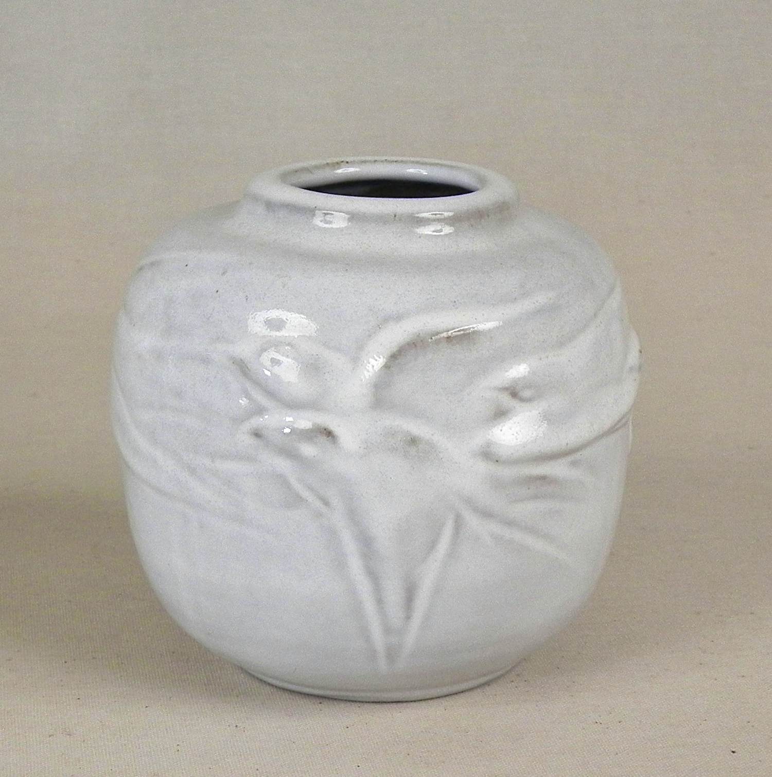 Mobach Keramiek - Zwaluw relief verkocht voor € 20!