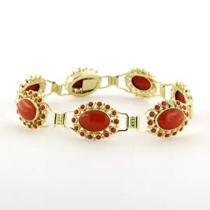 14k geel gouden armband bezet met koraal - 20 cm lang - 18.6 gram kopen? Bied vanaf 1400!