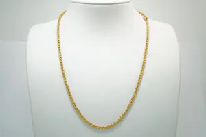 Acheter56 - Sierlijk en zo goed als nieuw - hoog gehalte -22 krt geel-gouden collier? Enchérissez de 1480!
