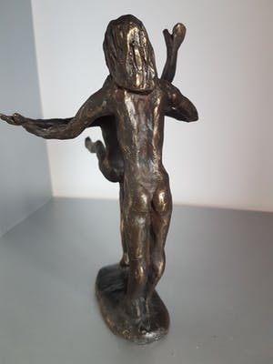 Astrid Veldhuyzen-Koppen - Beeld " Beweging in emotie " kopen? Bied vanaf 60!