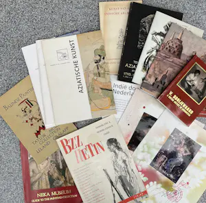 Various Artists Books - Groot lot kunstboeken en catalogussen over aziatische kunst kopen? Bied vanaf 55!