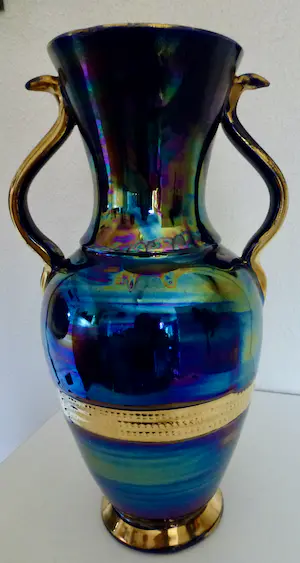 Niet of onleesbaar gesigneerd - Art Deco - Fijn Goud Afgewerkte Aardewerk Vaas - 1920/1930 kopen? Bied vanaf 1!